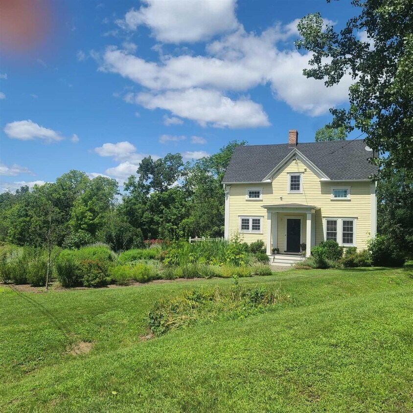 Primary Photo - 182 Oak Hill Rd