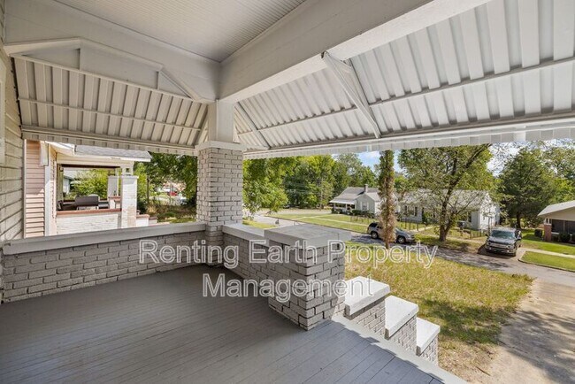 Foto del edificio - 1520 34th Ave N