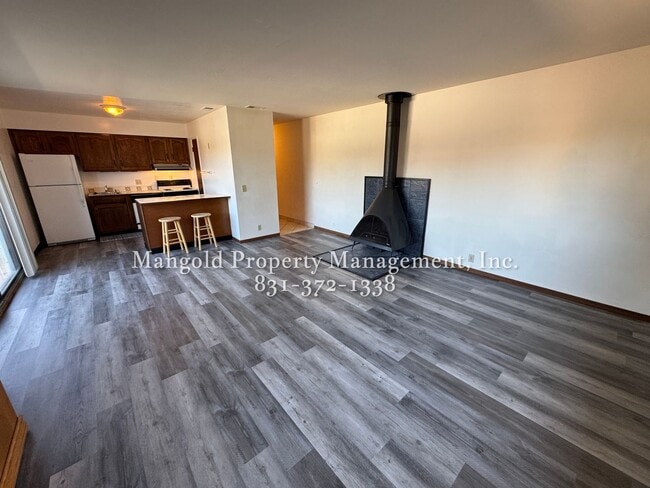 Building Photo - 728oce