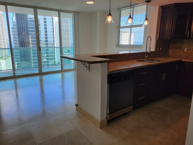 Building Photo - 1250 S Miami Ave