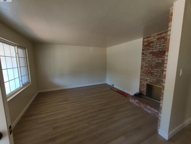 Foto del edificio - 1829 Rosetree Ct