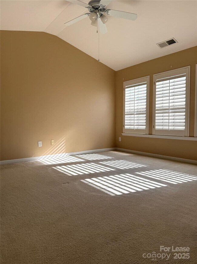 Foto del edificio - 8005 Flanders St