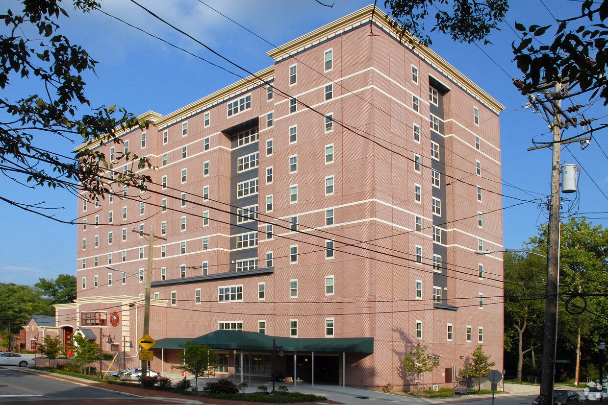 Lincoln Towers Apartments Wilmington, DE