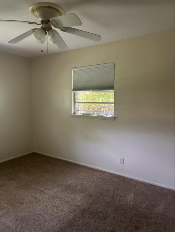 Building Photo - 104 Mockingbird Ln