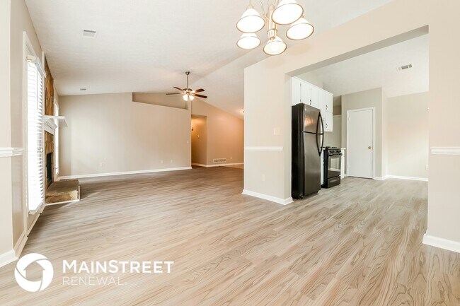 Foto del edificio - 5791 Mistyview Dr