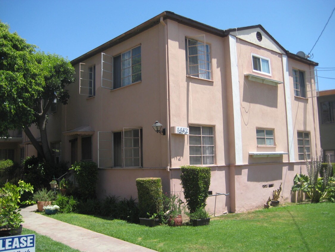 1412 N Gardner St Unit 1/2, Los Angeles, CA 90046 Apartment for Rent