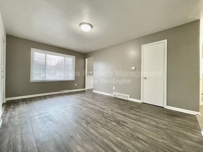 Building Photo - 4313 Dawes Ct SE