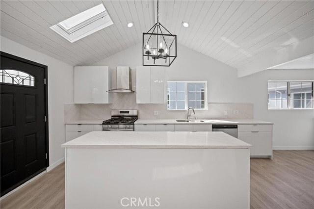 Building Photo - 7445 Balcom Ave