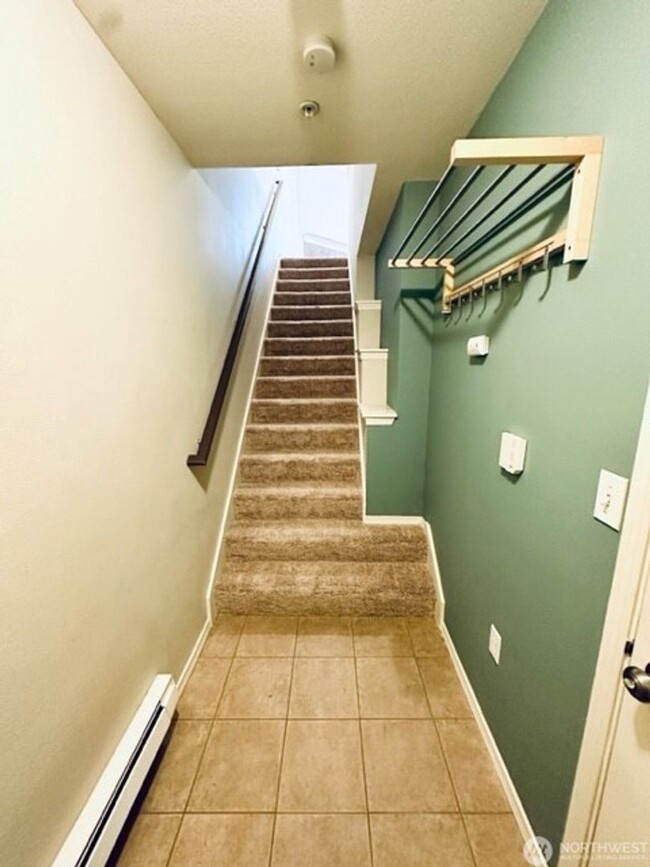 Foto del edificio - 2bd/2ba Lynnwood Townhome