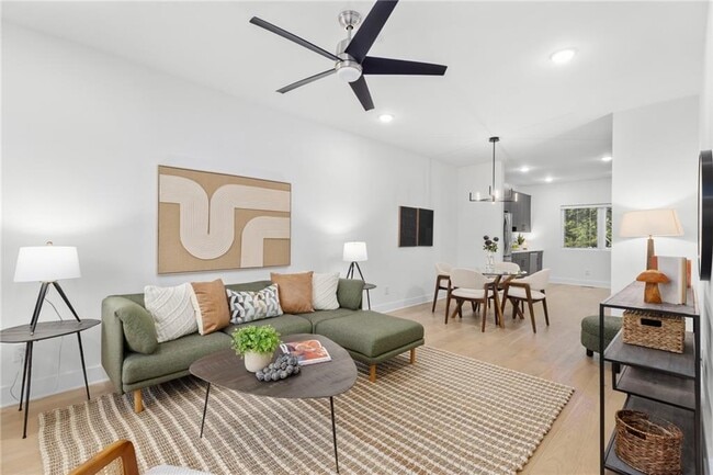 Foto del edificio - 1438 Walker Pl SE