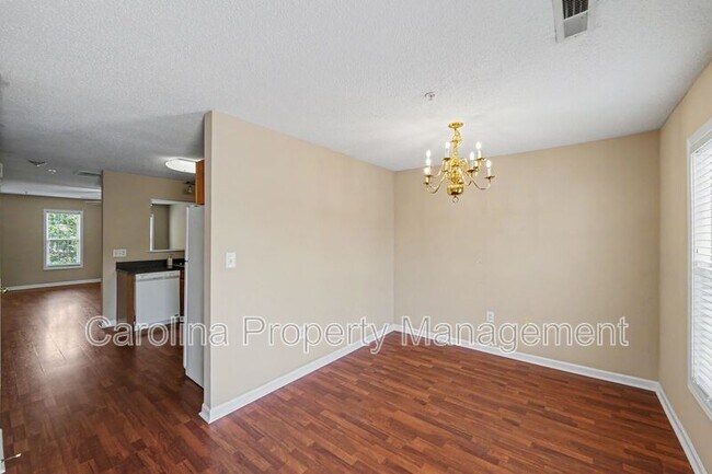 Building Photo - 118 Steam Engine Dr