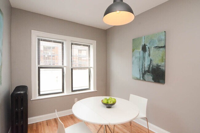 Foto del edificio - 630 W Stratford Pl