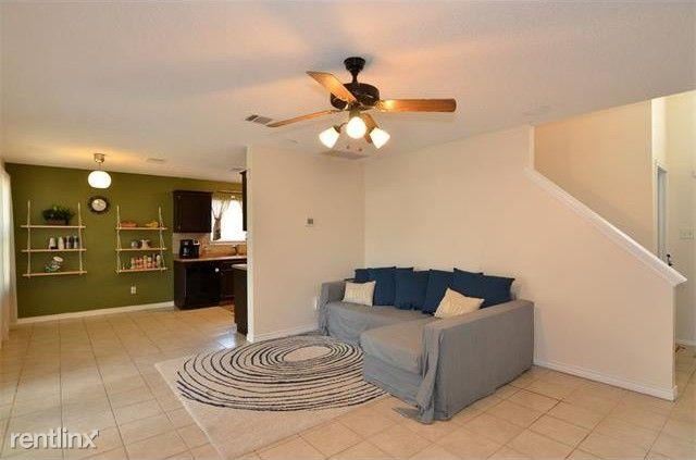 Building Photo - 3 br, 2.5 bath House - 1306 Somerset Dr UNIT