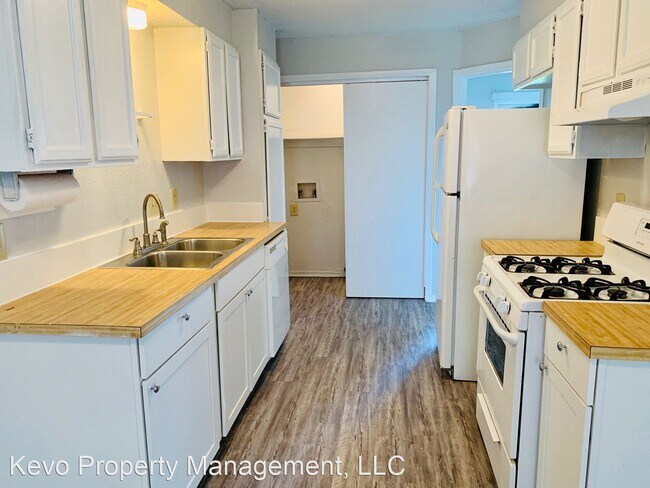 Foto del edificio - 2 br, 2 bath House - 415 NW 119th St.
