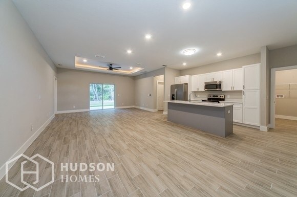 Foto del edificio - 2102 Hibiscus Way