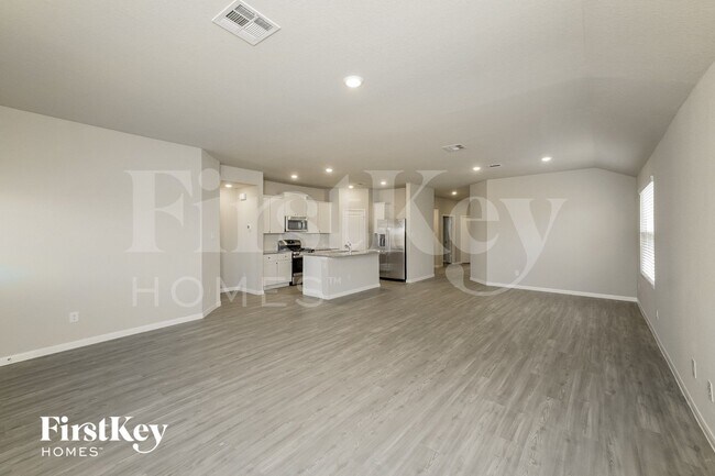 Foto del edificio - 6707 Hatchery Way