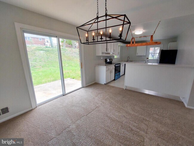 Foto del edificio - 13111 Oriole Dr