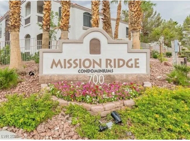 Foto del edificio - 700 Carnegie St