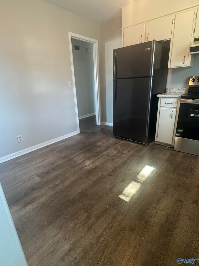 Building Photo - 3003 Turf Ave NW