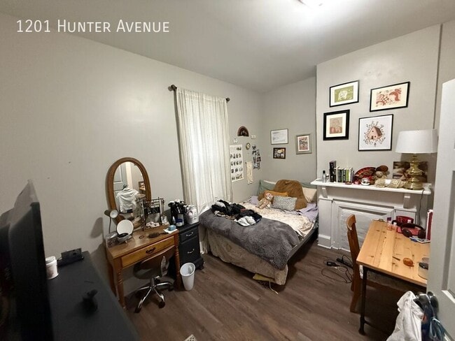 Foto del edificio - 1201 Hunter Ave