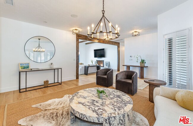 Foto del edificio - 24630 Blue Dane Ln