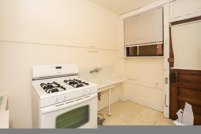 Foto del edificio - 4844 N Rockwell St