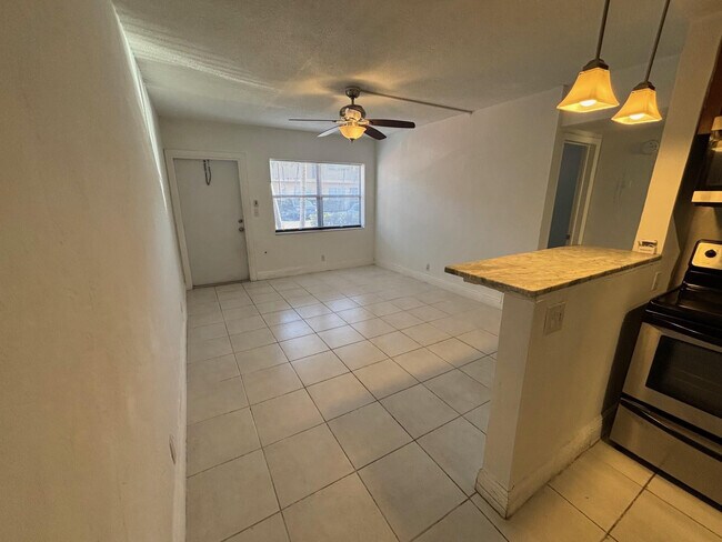 Foto del edificio - 4061 N Dixie Hwy