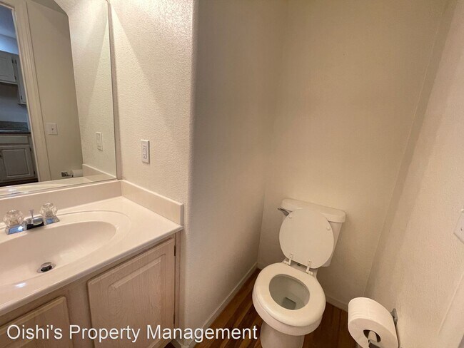 Building Photo - 3 br, 2.5 bath House - 1650 Aspen Meadows Dr