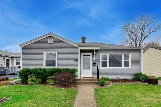 Foto del edificio - 306 N Schubert St