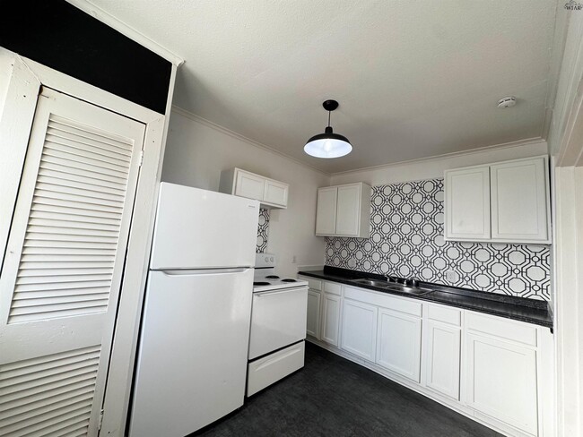 Building Photo - 1807 Fillmore St