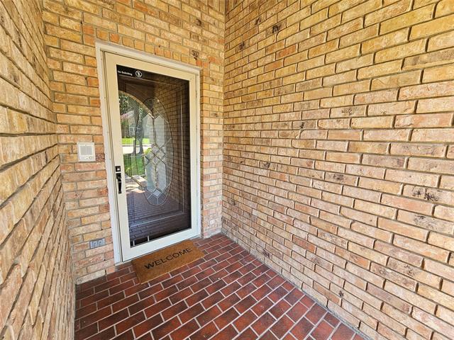 Building Photo - 1417 Thistlewood Dr