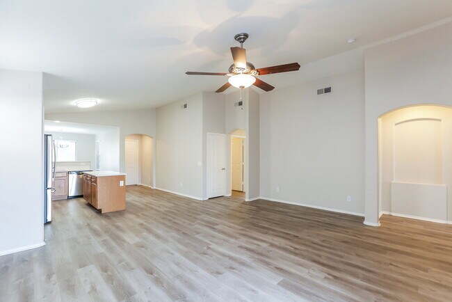 Foto del edificio - 7214 S 45th Ave