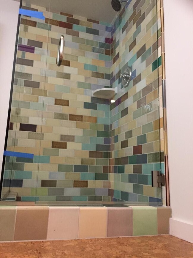 Tiled Shower - 2814 SE Yamhill St