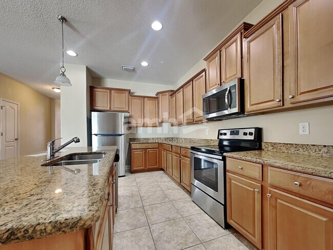 Building Photo - 13343 Graham Yarden Dr