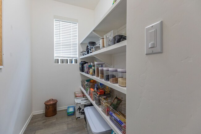Foto del edificio - Beautiful 3 Bedroom/2 Bath Home