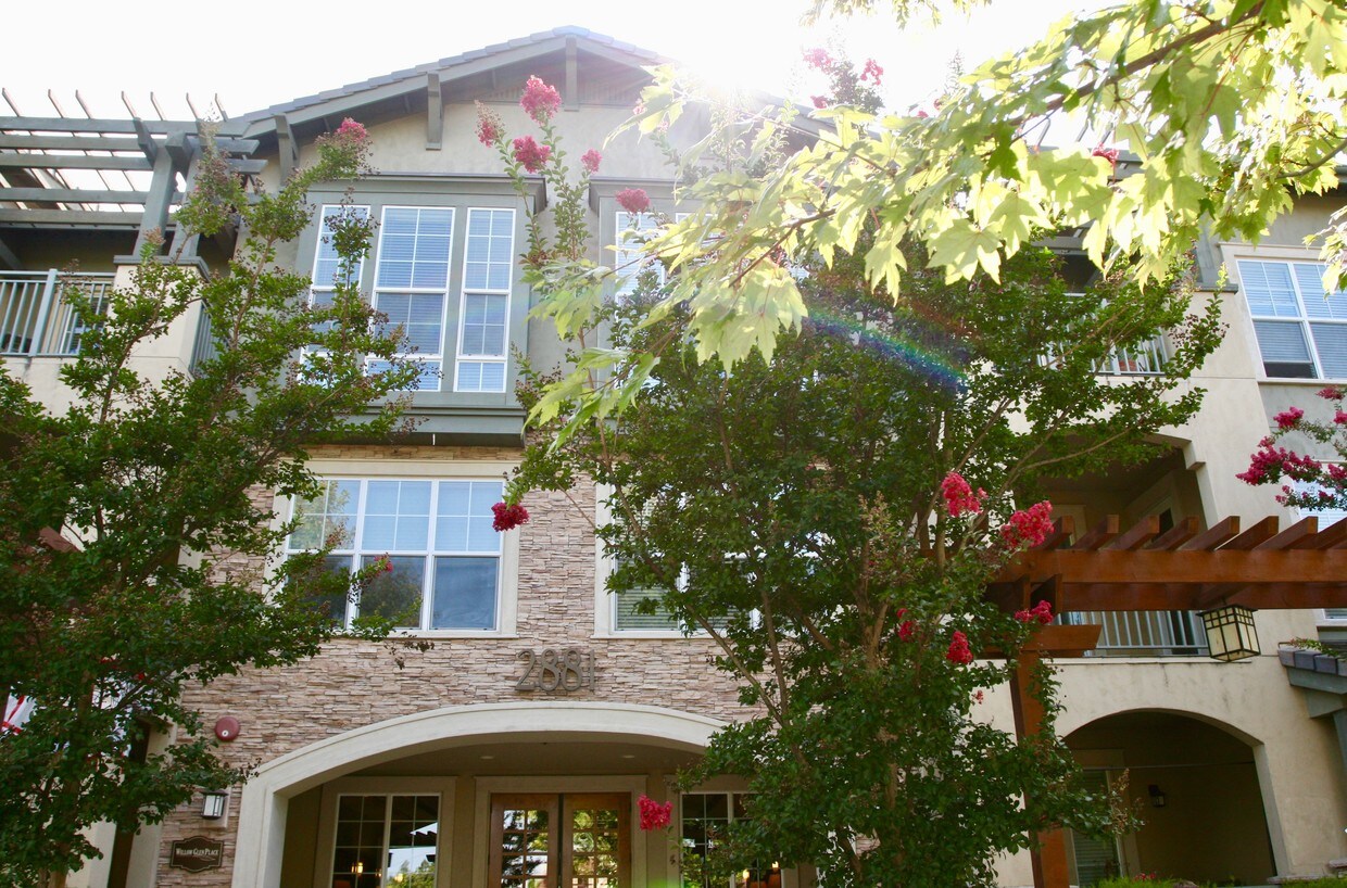 Foto principal - 2881 Meridian Ave