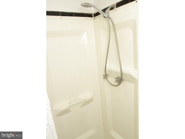 Foto del edificio - 1521 S Broad St