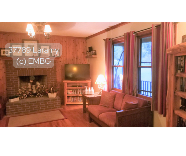 Foto del edificio - 37789 Laramy Ln