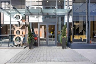 Building Photo - 38 Widmer St