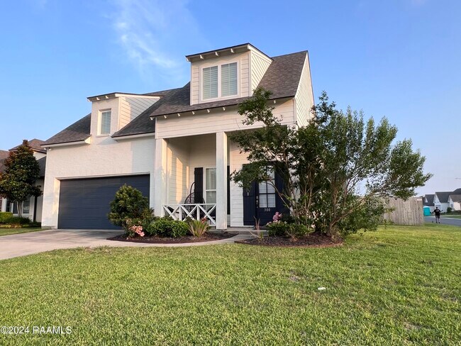 Foto del edificio - 300 Misty Wind Dr