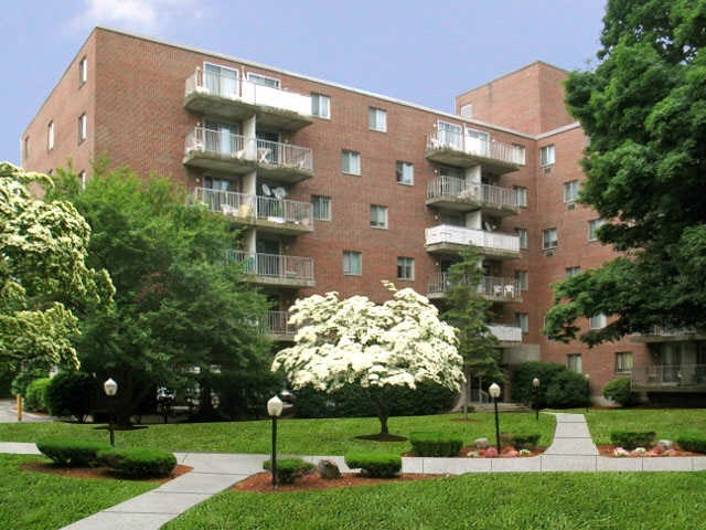 Building Photo - Edmands House Apartments