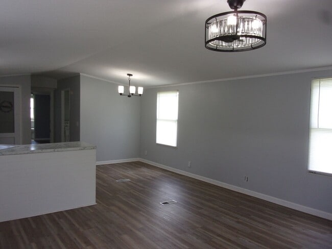 Foto del edificio - 314 Clayton Ave