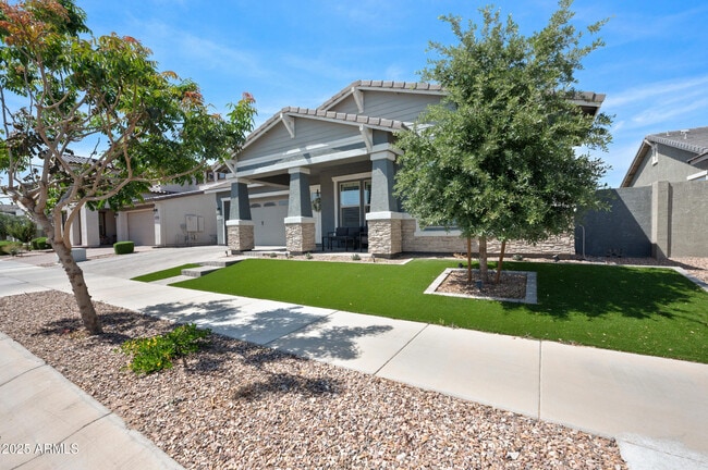 Foto del edificio - 22728 E Camacho Rd