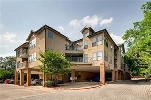 Primary Photo - UT PRE LEASE: West Campus 2bd / 2ba Cathed...