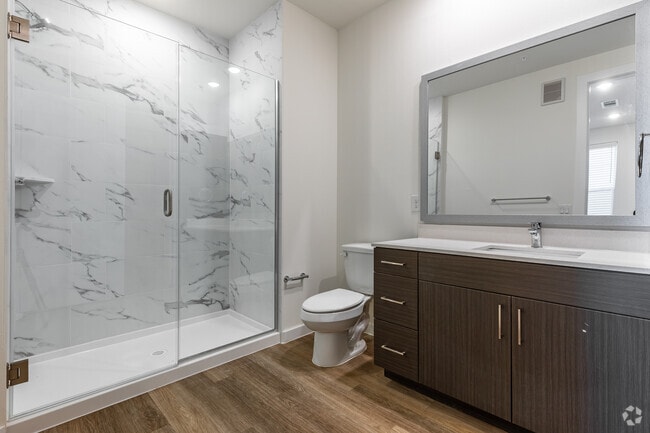 2BR, 2BA - 1,084SF - Primary Bathroom - CO/OP Singleton