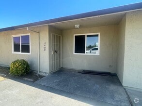 Building Photo - 4400 Pinell St