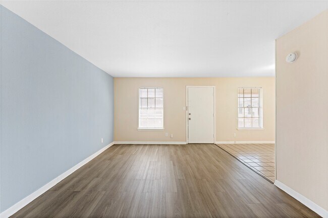 Foto del edificio - 3316 Burke Rd