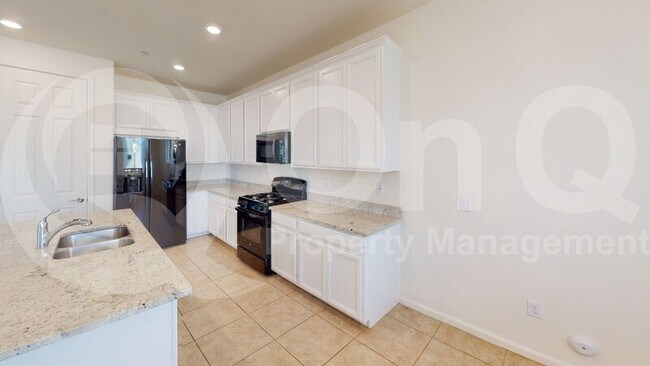 Building Photo - 10860 W Keuka Dr