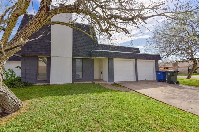 Building Photo - 5022 Wingfoot Ln