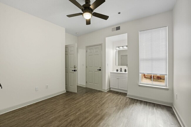 Foto del edificio - 510 S Highland St